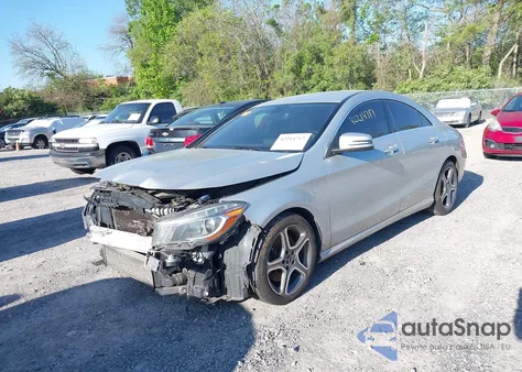2014 Mercedes-Benz Cla 250 z USA, uszkodzony, nr VIN WDDSJ4EB9EN039287